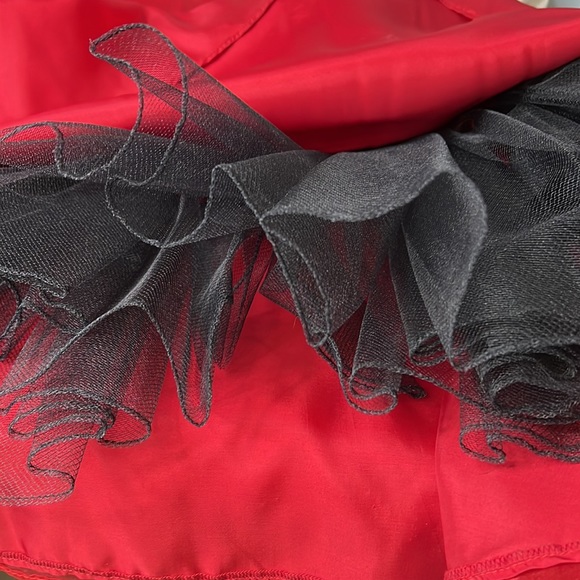 Fire Engine Red Formal Gown - Picture 9 of 9